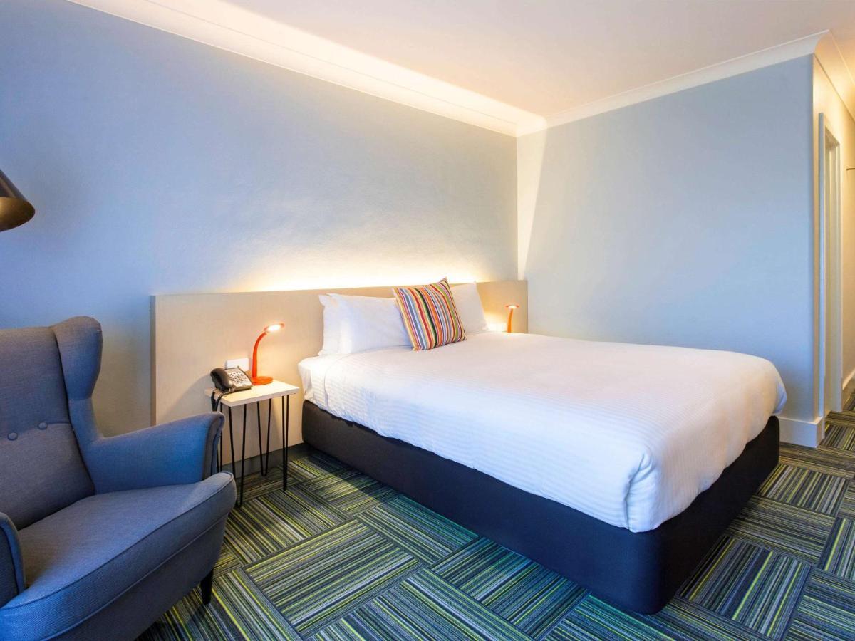 Ibis Styles Tamworth Hotel Exterior foto